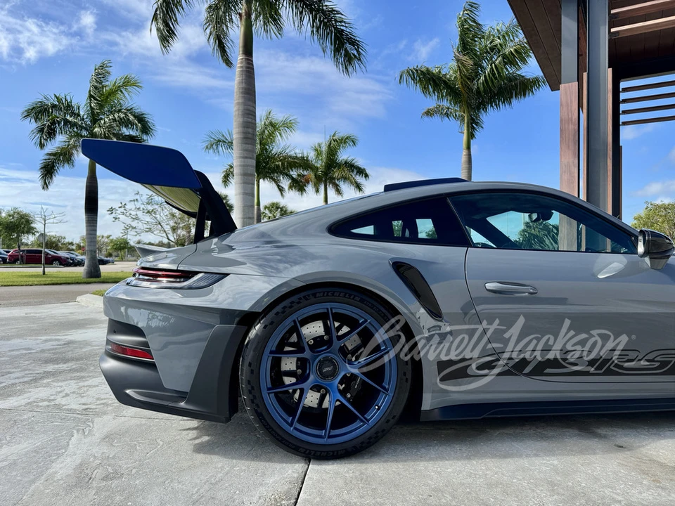2024 Porsche 992 GT3 RS - Image 29 of 31