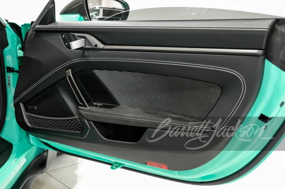 2024 Porsche 992 GT3 RS - Image 12 of 31