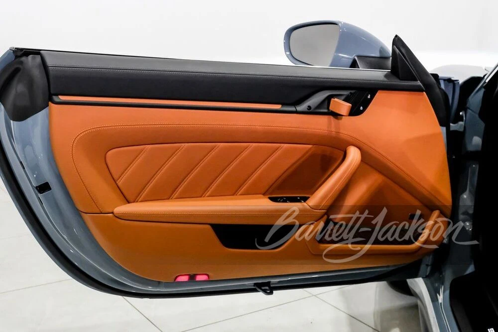 2024 Porsche 992 S/T - Image 14 of 31