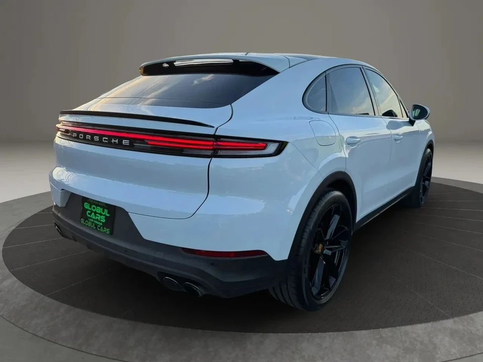 2024 Porsche 9Y0/9Y3 Cayenne - Image 3 of 10