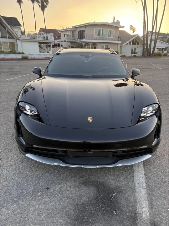 2024 Porsche Taycan 4S - Image 10 of 21