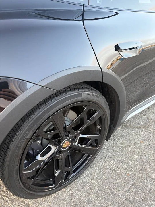 2024 Porsche Taycan 4S - Image 13 of 21