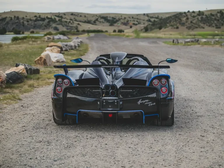 2024 Pagani Huayra - Image 9 of 31