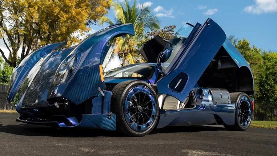 2024 Pagani Utopia - Image 6 of 31