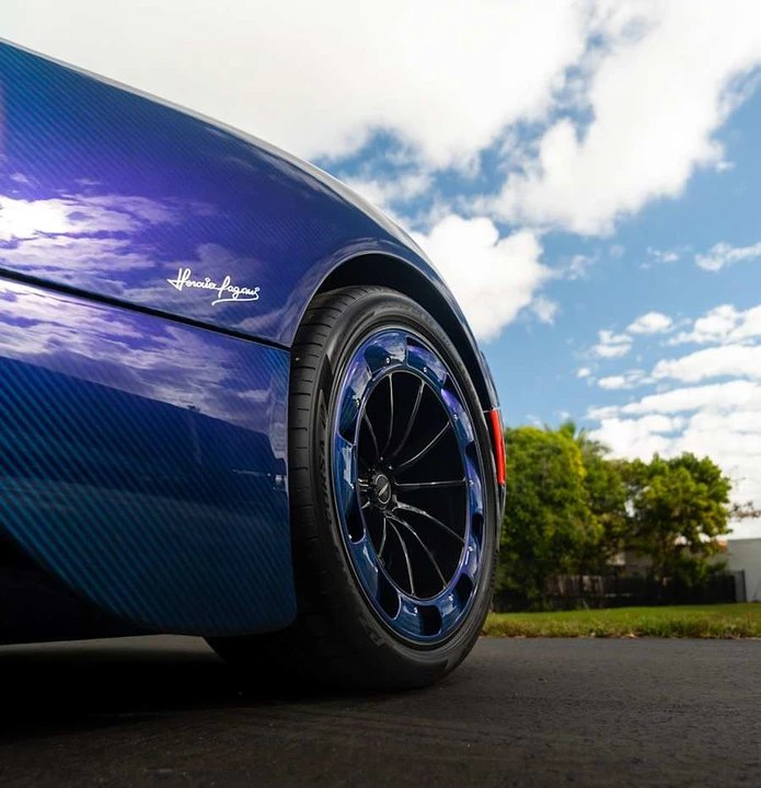 2024 Pagani Utopia - Image 19 of 31
