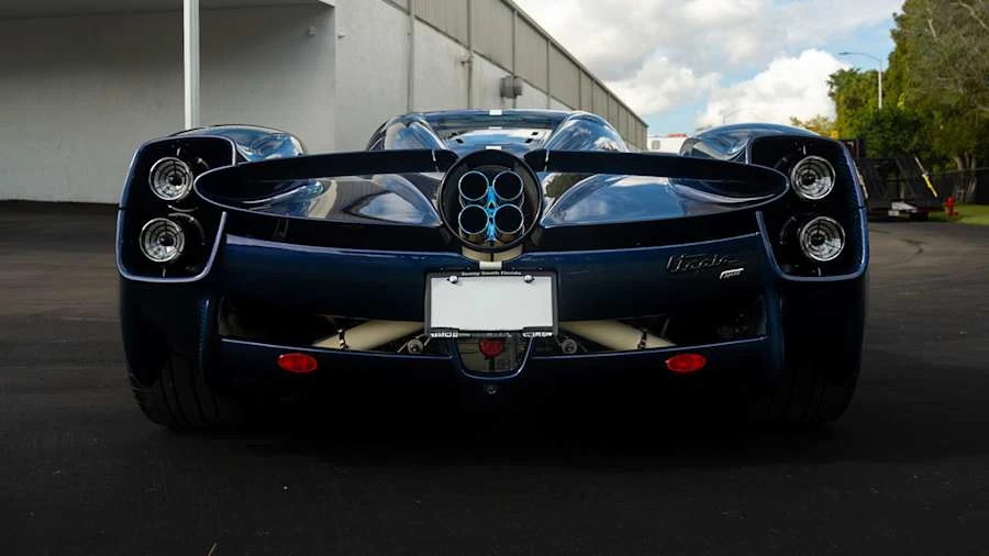 2024 Pagani Utopia - Image 5 of 31