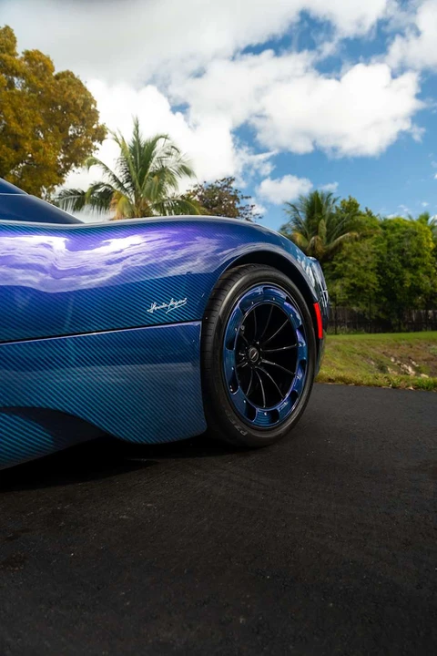 2024 Pagani Utopia - Image 23 of 31