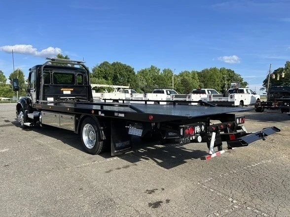 2024 Peterbilt - Image 7 of 12