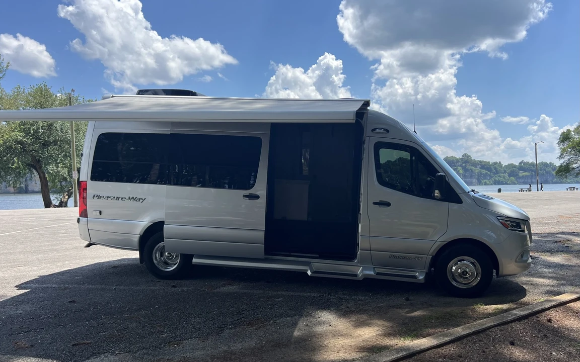 2024 Mercedes-Benz VS30 Sprinter - Image 16 of 31