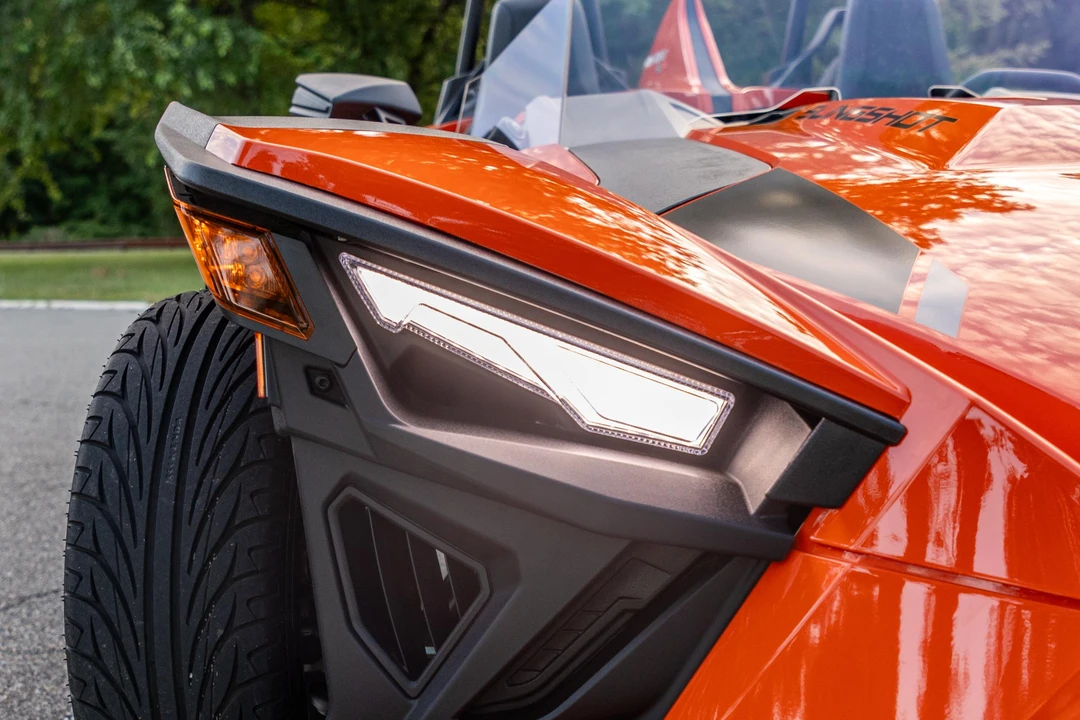 2024 Polaris Slingshot - Image 15 of 31
