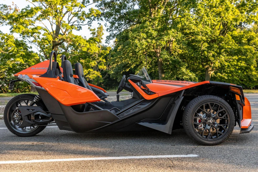 2024 Polaris Slingshot - Image 3 of 31