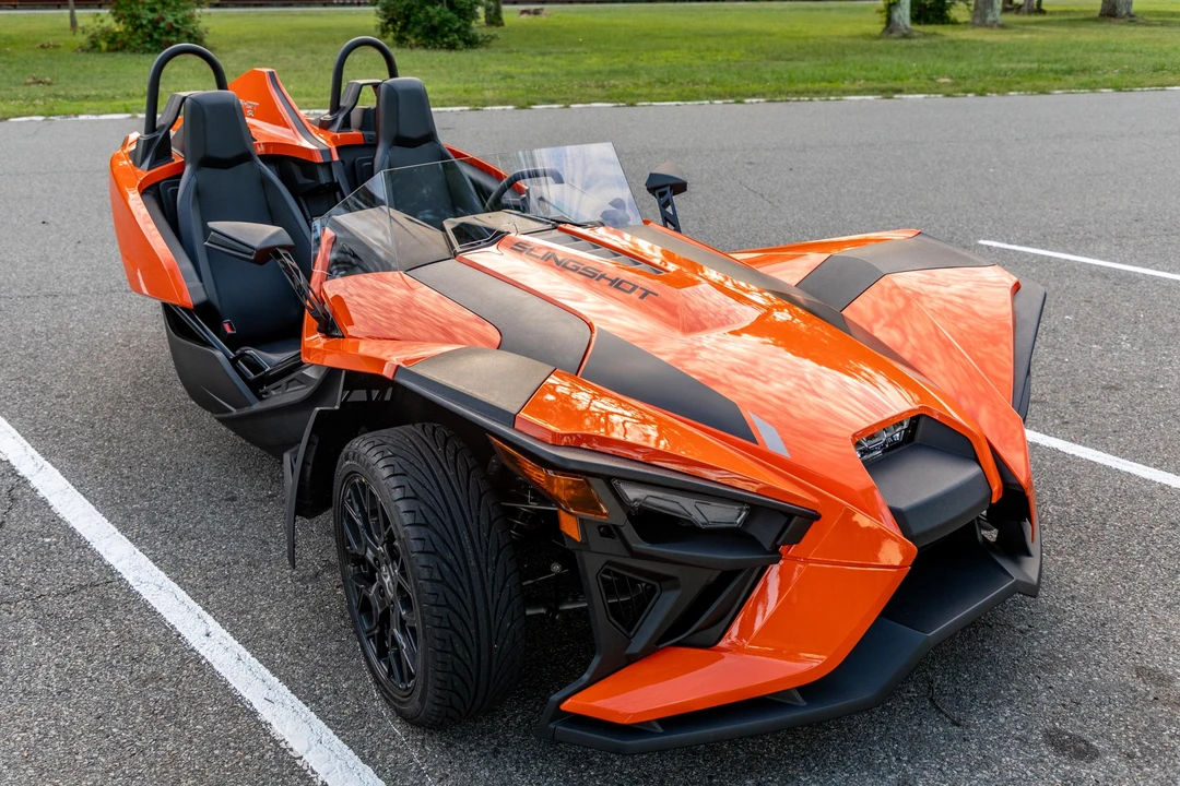 2024 Polaris Slingshot - Image 12 of 31
