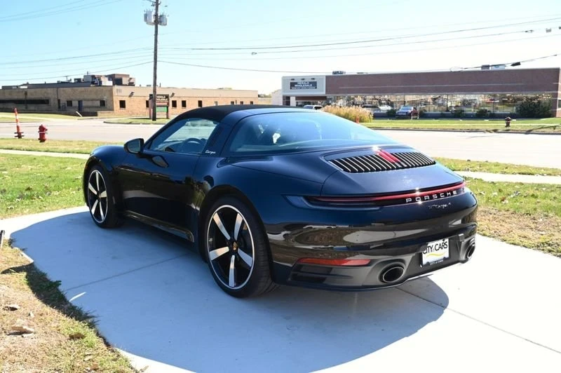 2024 Porsche 992 Carrera - Image 6 of 19