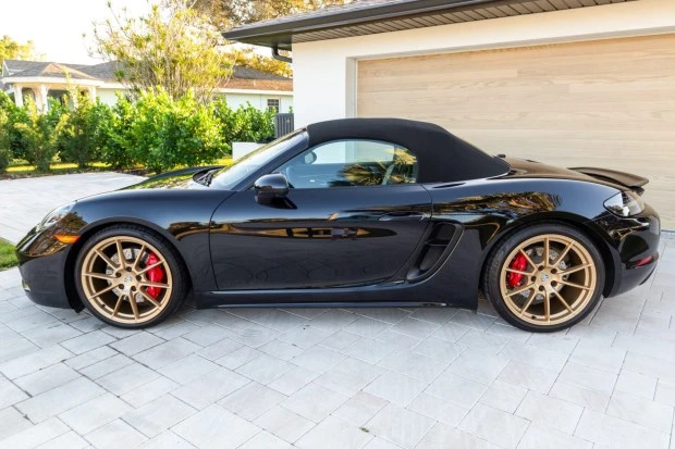 2024 Porsche 718 Boxster GTS 4.0 - Image 3 of 8