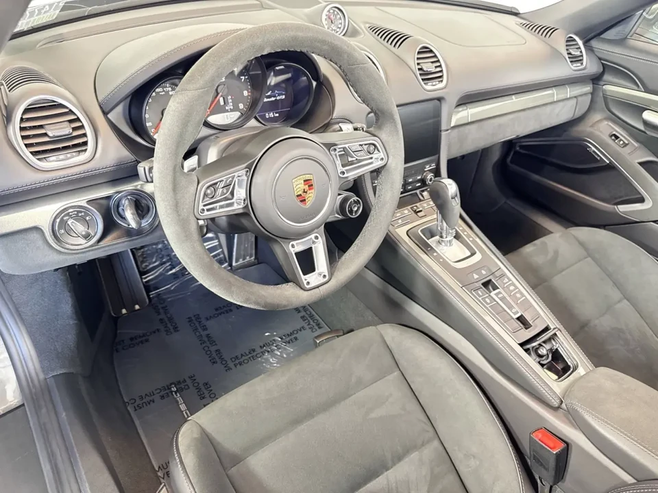 2024 Porsche 718 Boxster GTS 4.0 - Image 4 of 5