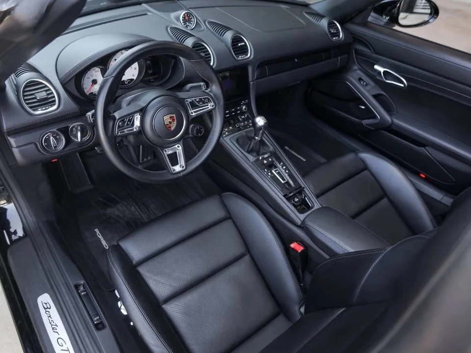 2024 Porsche 718 Boxster GTS 4.0 - Image 28 of 31