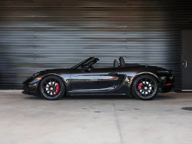 2024 Porsche 718 Boxster GTS 4.0 - Image 14 of 31