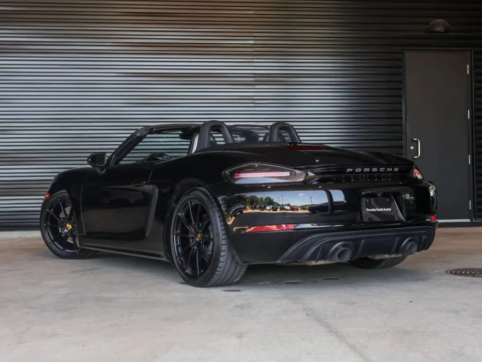 2024 Porsche 718 Boxster GTS 4.0 - Image 19 of 31