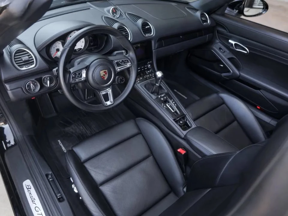 2024 Porsche 718 Boxster GTS 4.0 - Image 27 of 31
