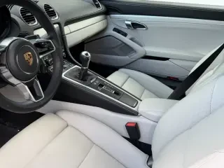 2024 Porsche 718 Boxster - Image 4 of 4