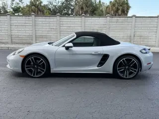 2024 Porsche 718 Boxster - Image 2 of 4