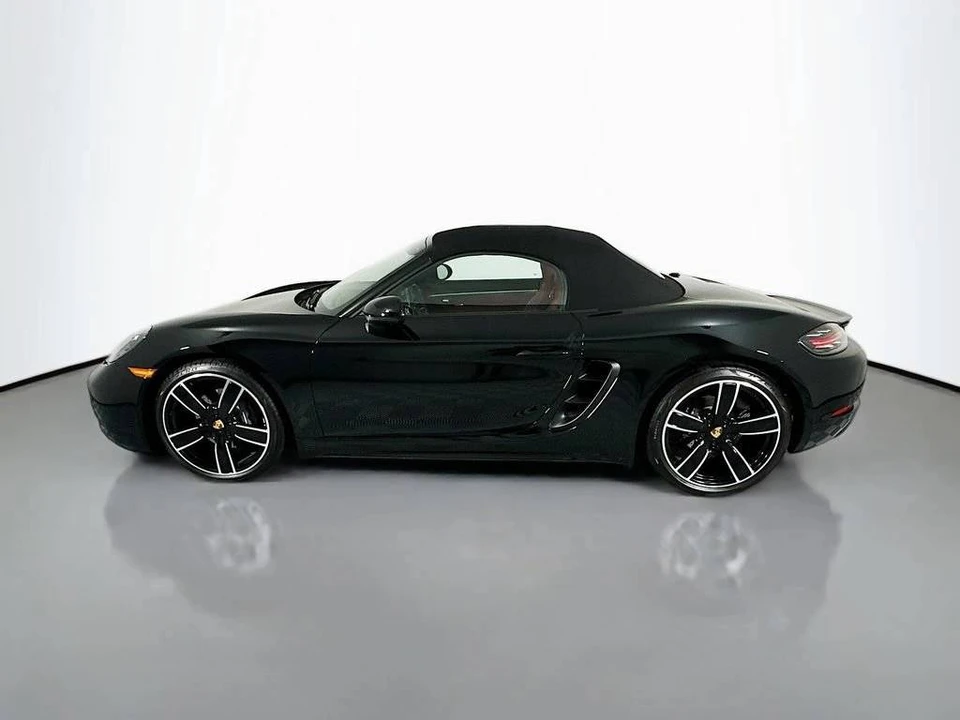 2024 Porsche 718 Boxster - Image 2 of 5