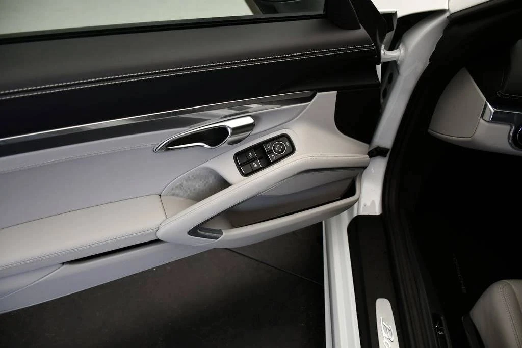 2024 Porsche 718 Boxster - Image 5 of 5
