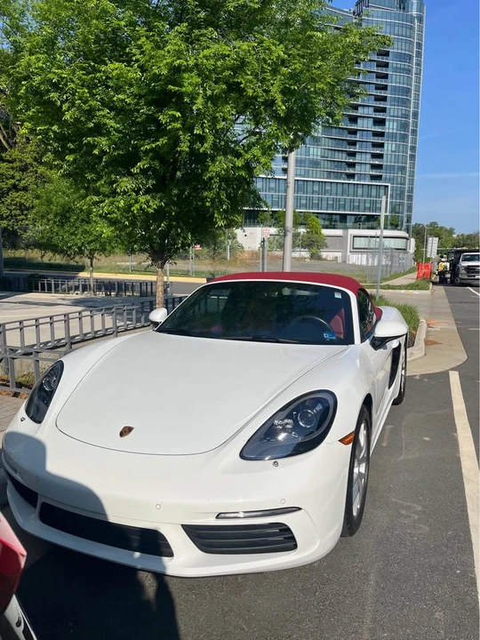 2024 Porsche 718 Boxster - Image 8 of 9