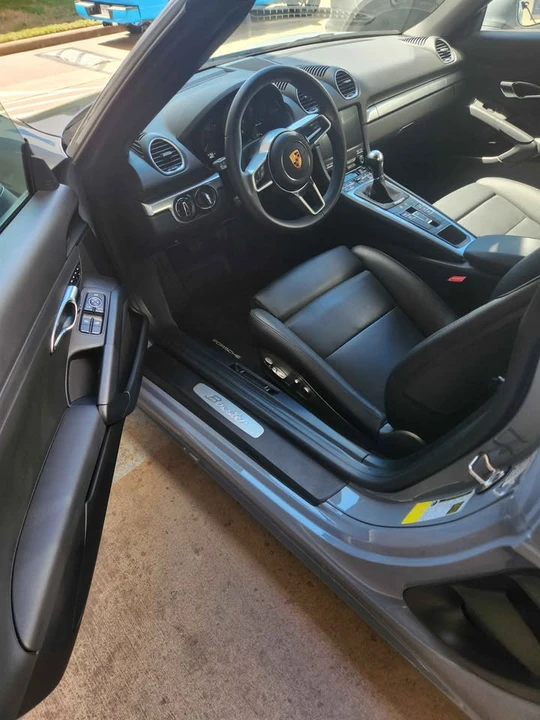 2024 Porsche 718 Boxster - Image 11 of 16