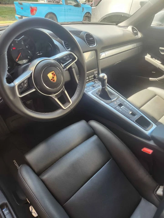 2024 Porsche 718 Boxster - Image 12 of 16
