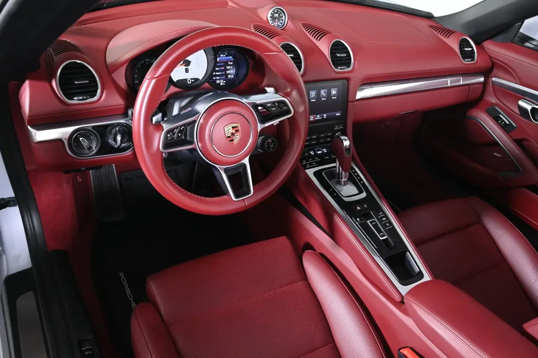 2024 Porsche 718 Boxster S - Image 5 of 8