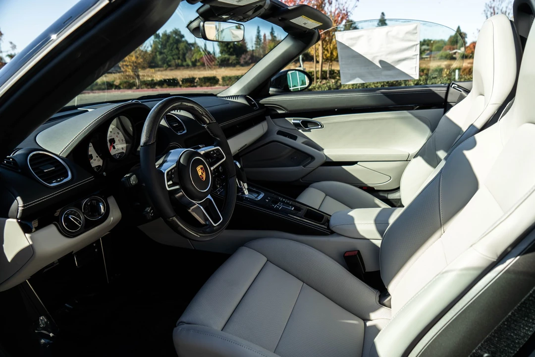2024 Porsche 718 Boxster S - Image 5 of 7