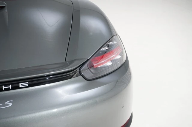 2024 Porsche 718 Boxster S - Image 16 of 21