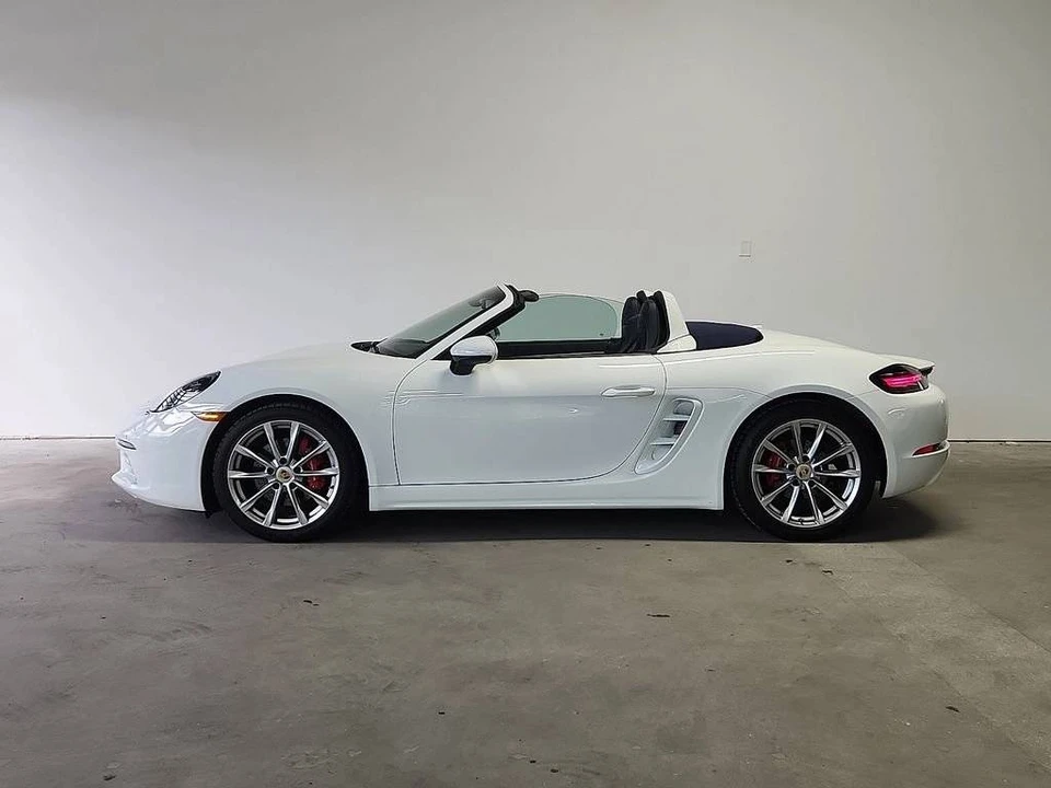 2024 Porsche 718 Boxster S - Image 2 of 4