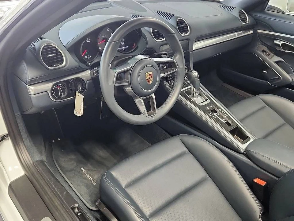 2024 Porsche 718 Boxster S - Image 4 of 4