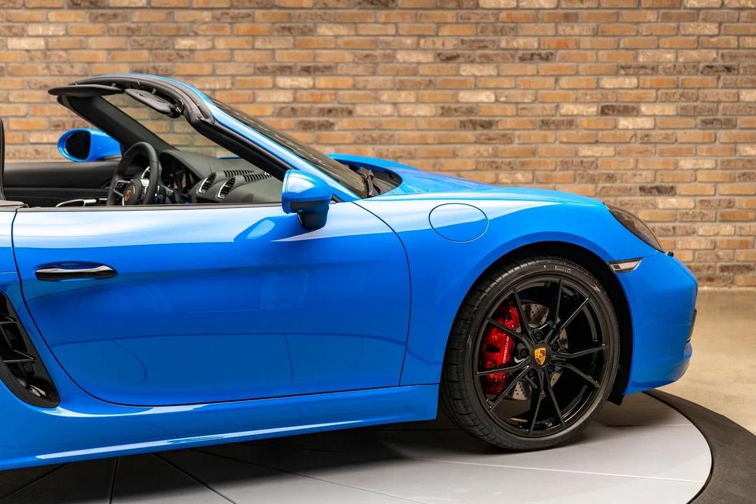 2024 Porsche 718 Boxster S - Image 15 of 24
