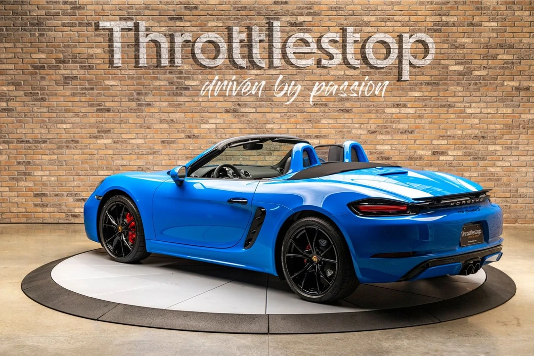 2024 Porsche 718 Boxster S - Image 10 of 24