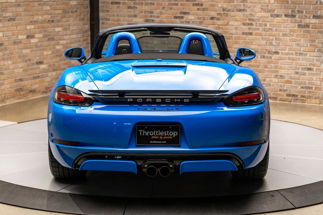 2024 Porsche 718 Boxster S - Image 9 of 24