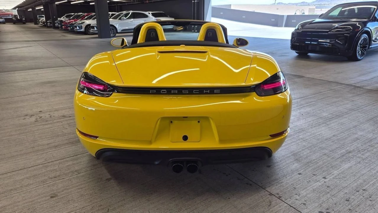 2024 Porsche 718 Boxster S - Image 4 of 4