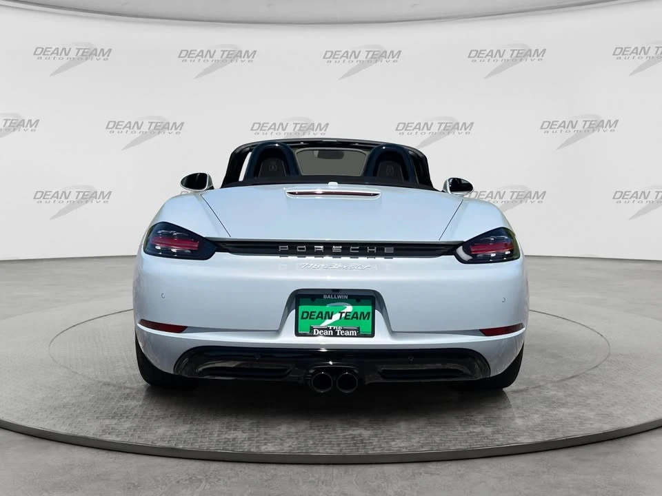 2024 Porsche 718 Boxster - Image 10 of 17