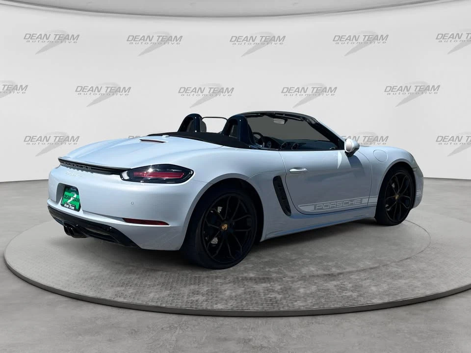 2024 Porsche 718 Boxster - Image 11 of 17
