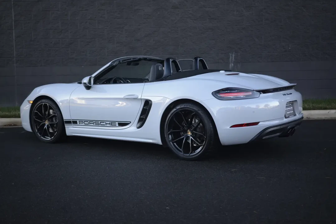 2024 Porsche 718 Boxster - Image 3 of 8