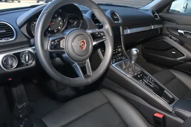 2024 Porsche 718 Boxster - Image 4 of 9