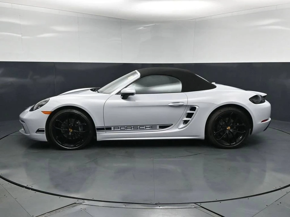 2024 Porsche 718 Boxster - Image 2 of 5