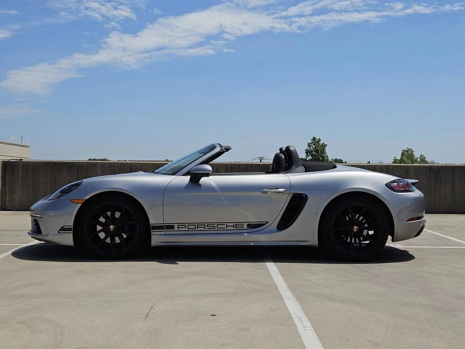 2024 Porsche 718 Boxster - Image 2 of 5