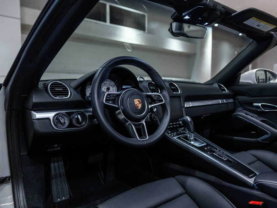 2024 Porsche 718 Boxster - Image 4 of 5