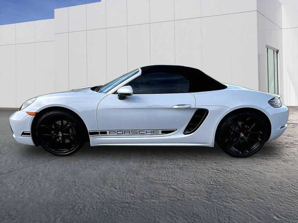 2024 Porsche 718 Boxster - Image 2 of 5