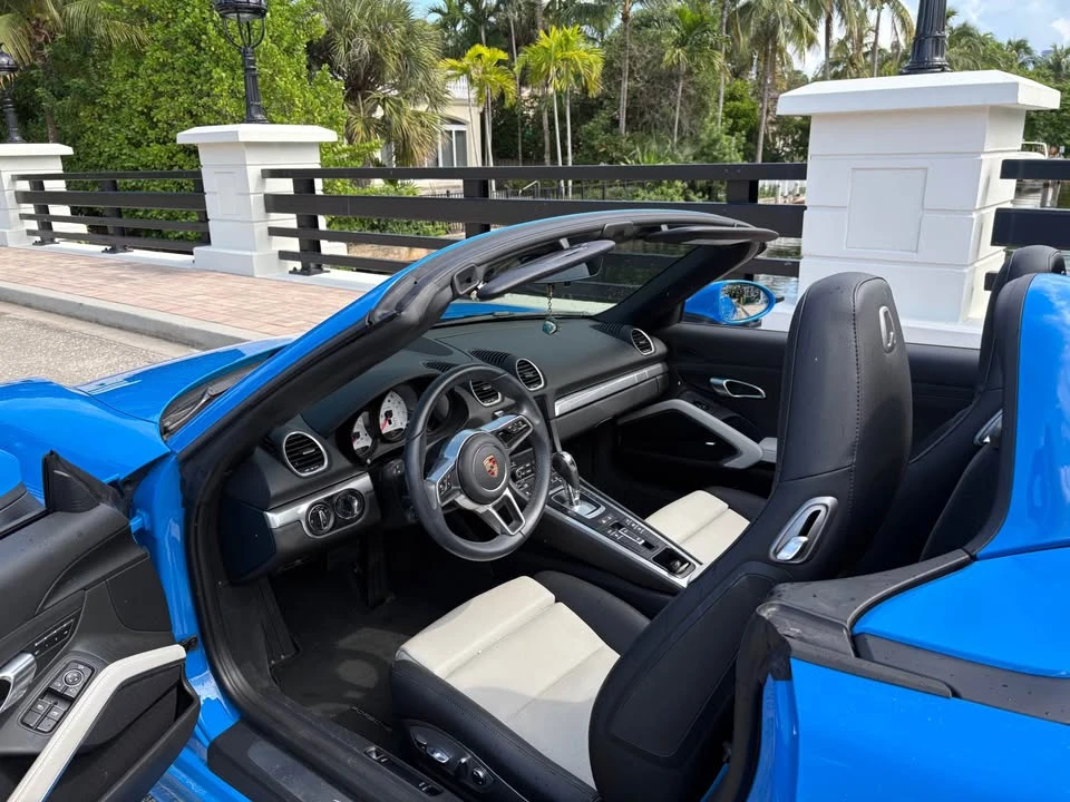 2024 Porsche 718 Boxster - Image 7 of 8