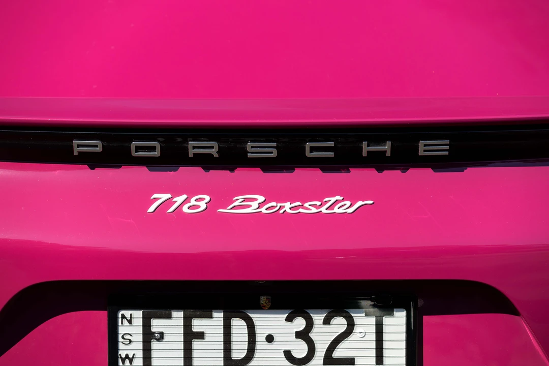 2024 Porsche 718 Boxster - Image 18 of 31