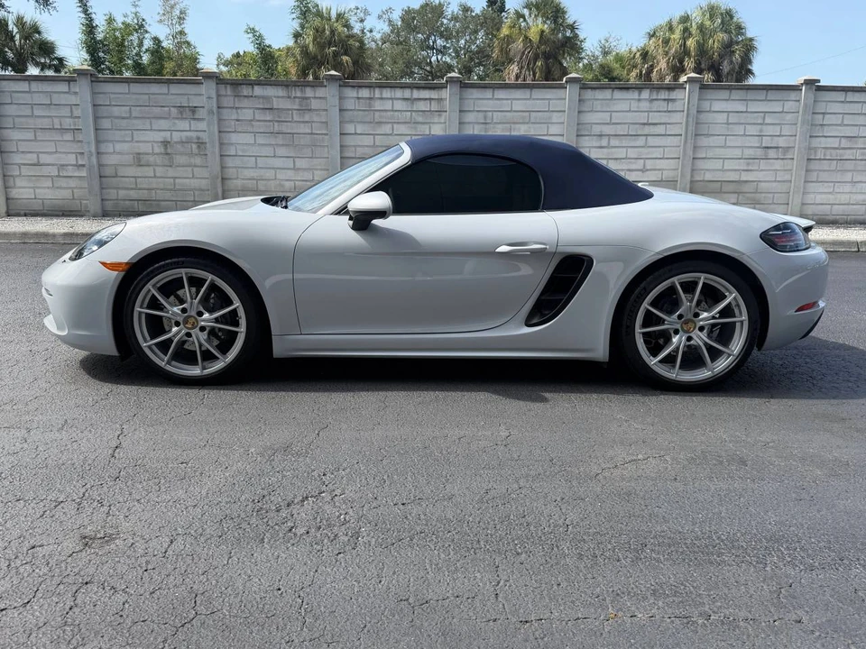 2024 Porsche 718 Boxster - Image 2 of 4